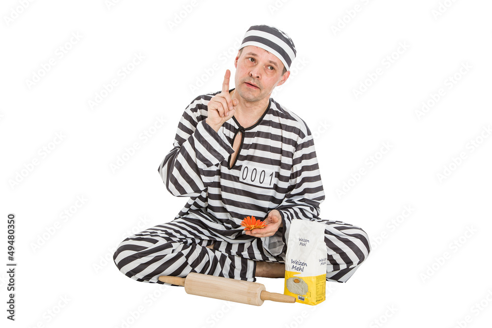 Gefangener backt einen Kuchen oder Plätzchen Gefangener backt einen Kuchen oder Plätzchen