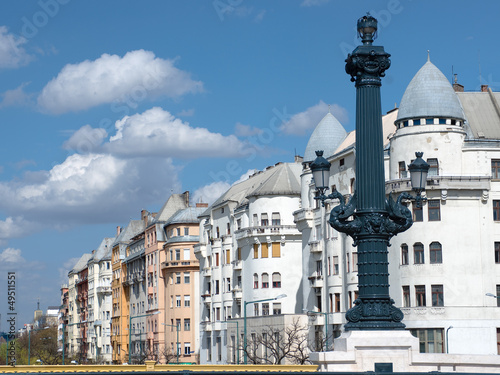 Photography Budapest: street lamp and houses on Danube river
