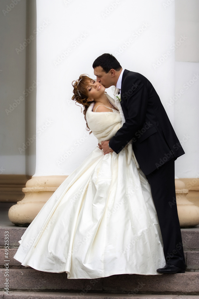 Groom kiss the bride