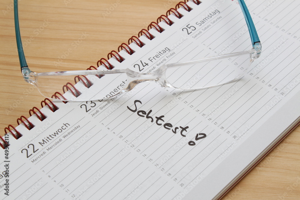 Notiz im Kalender für Sehtest Notiz im Kalender für Sehtest