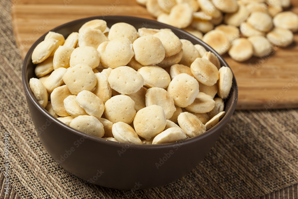 Organic Crunchy Oyster Crackers Organic Crunchy Oyster Crackers