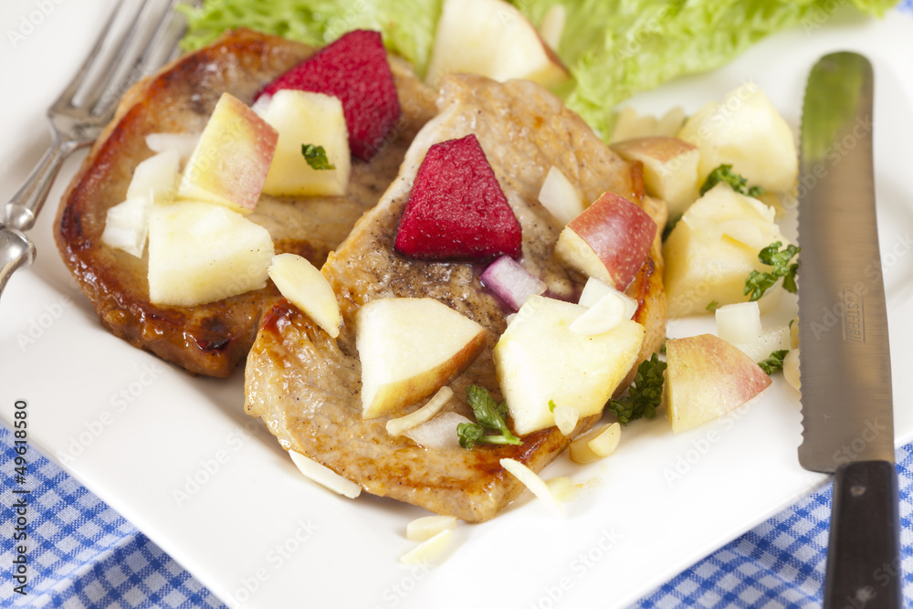 Steak mit Apfelsalat - Steak with apple salad Steak mit Apfelsalat - Steak with apple salad