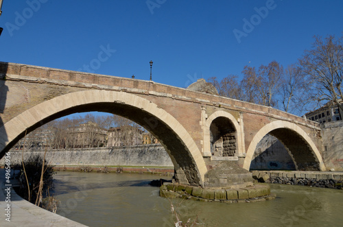 Cestio bridge by Tiberina island of Rome © euclem