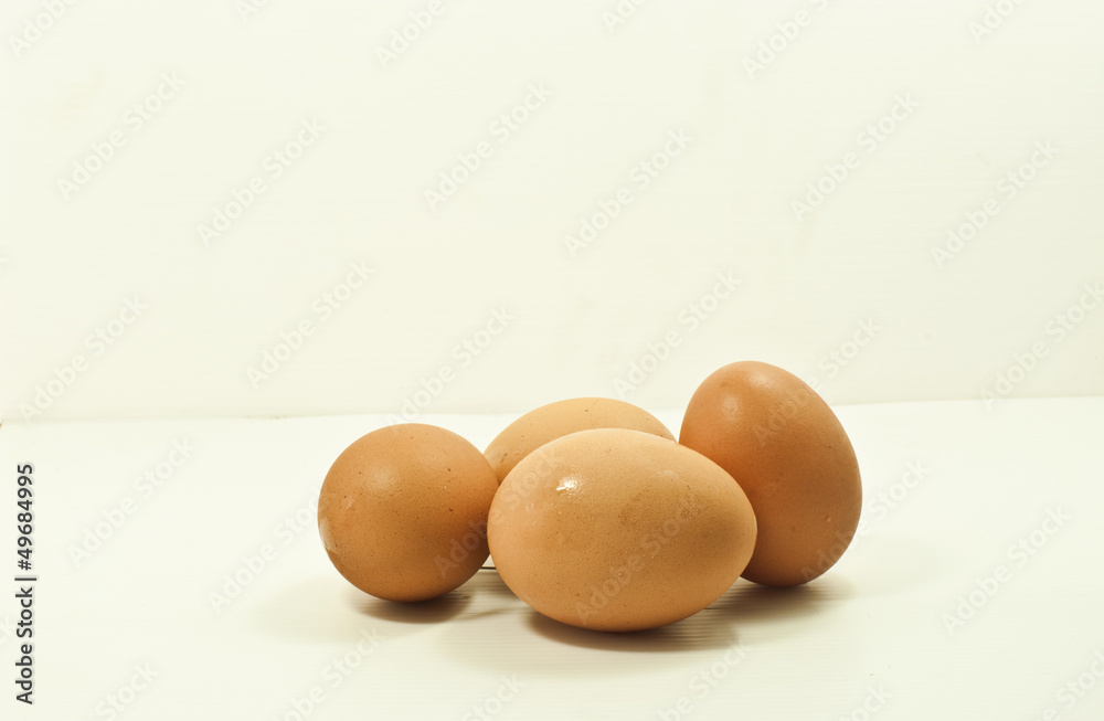 Eggs Eggs