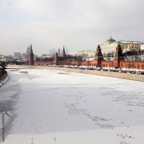 Russia, Moscow, view of Moskva River, Bridge Kremlin
