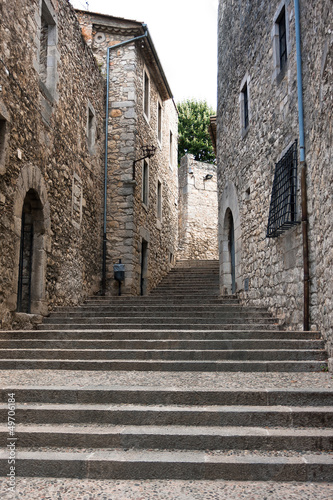 Street in Jewish Quarter in Girona  Catalonia  Spain
