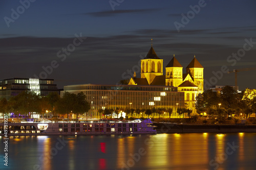 Köln - St. Kunibert bei Nacht