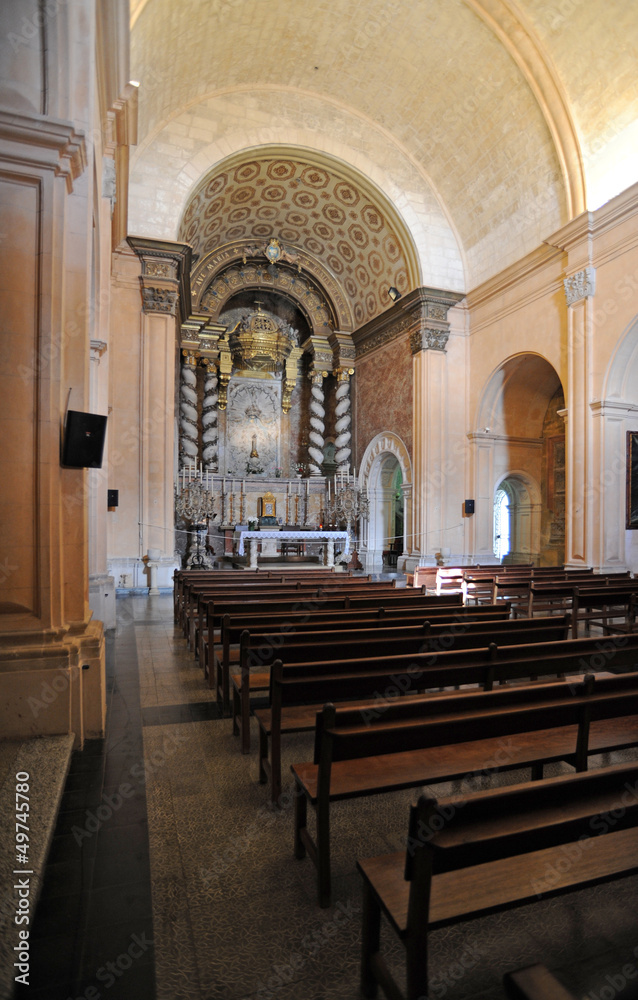 La nef de l'église du sanctuaire Sant Salvador de Felanitx à Maj