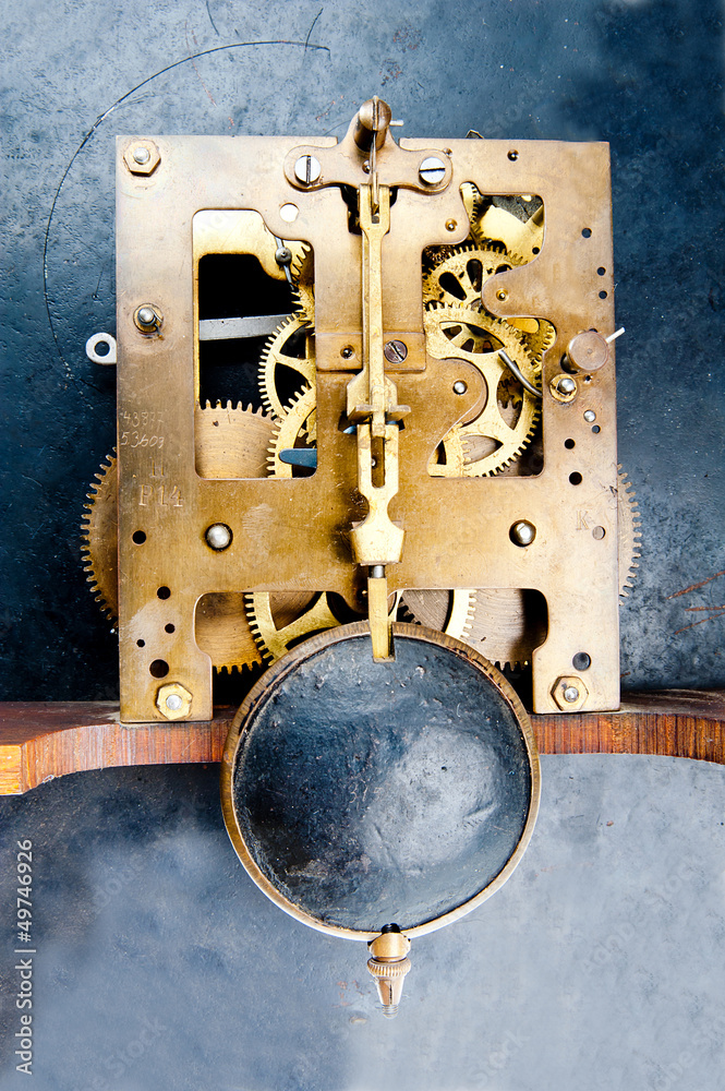 Naklejka premium Vintage clock mechanism