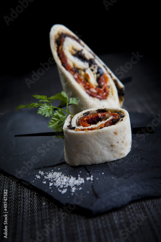 wraps au chorizo et a la tapenade
