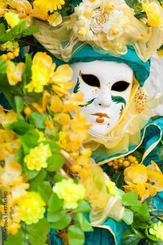 Fototapeta Naklejka Na Ścianę i Meble -  Beautiful image of the costumes at Venice during carnival