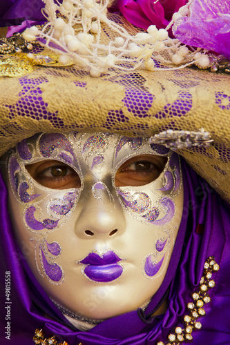 Fototapeta Naklejka Na Ścianę i Meble -  Traditional venetian carnival mask