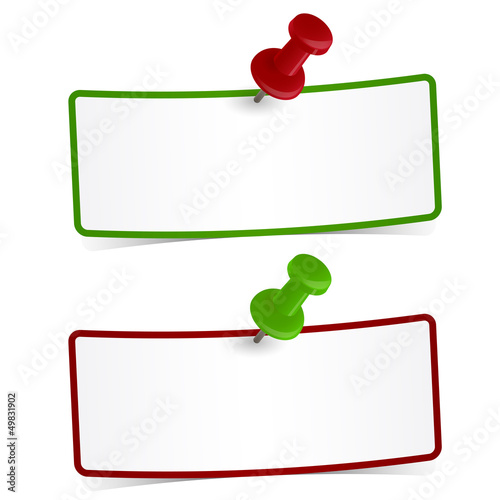 2 kleine Notizzettel mit Pin