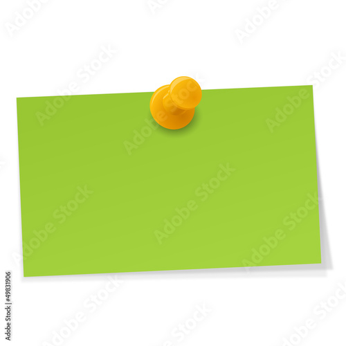 kleiner Notizzettel mit Pin