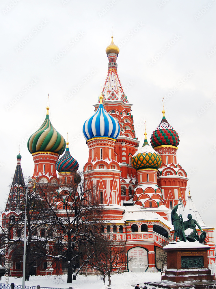 Fototapeta premium St. Basil Cathedral, Red Square, Moscow, Russia.