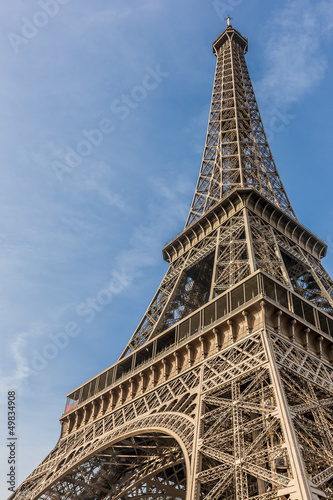Eiffel Tower (La Tour Eiffel), Paris, France © dbrnjhrj