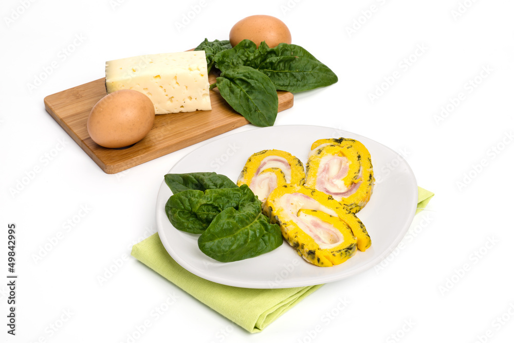 Rotolo con uova, spinaci, formaggio e prosciutto - Omelette