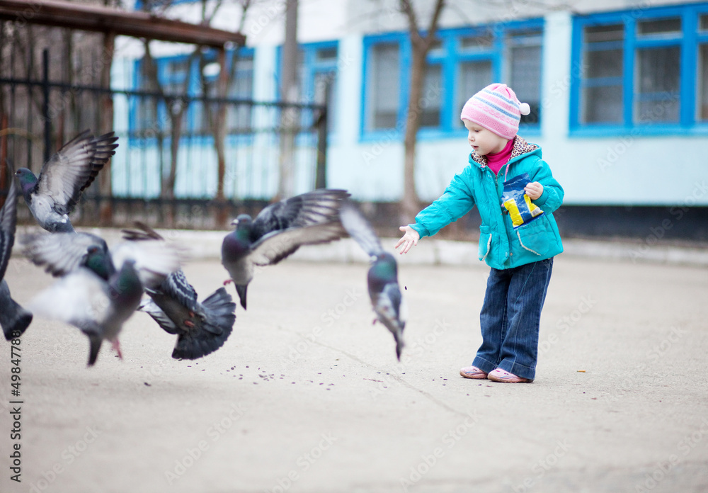 Obraz premium To feed the pigeons.