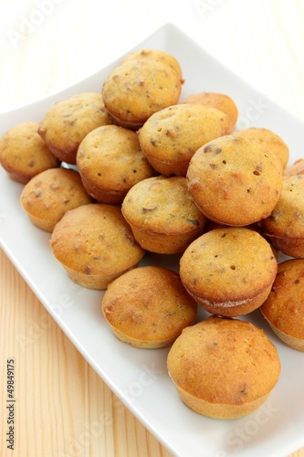 stack of pumkin muffins