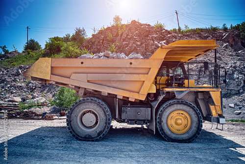heavy building bulldozer quarry,car