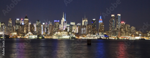Fototapeta Naklejka Na Ścianę i Meble -  The New York City Uptown skyline in the night