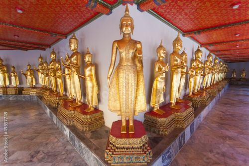 buddha statues © paul prescott