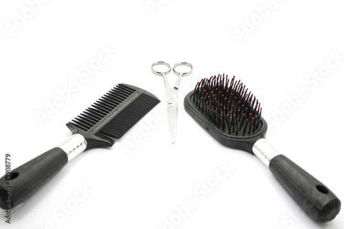 Haarbürste mit Haarschere