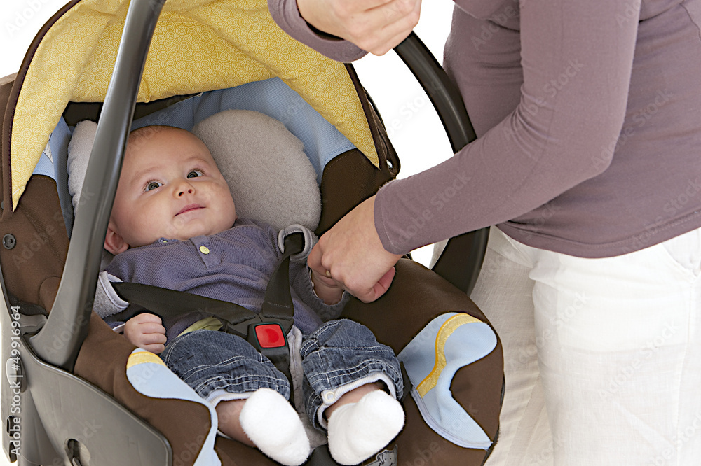 Bebe Dans Son Couffin Deplacement Stock Photo Adobe Stock