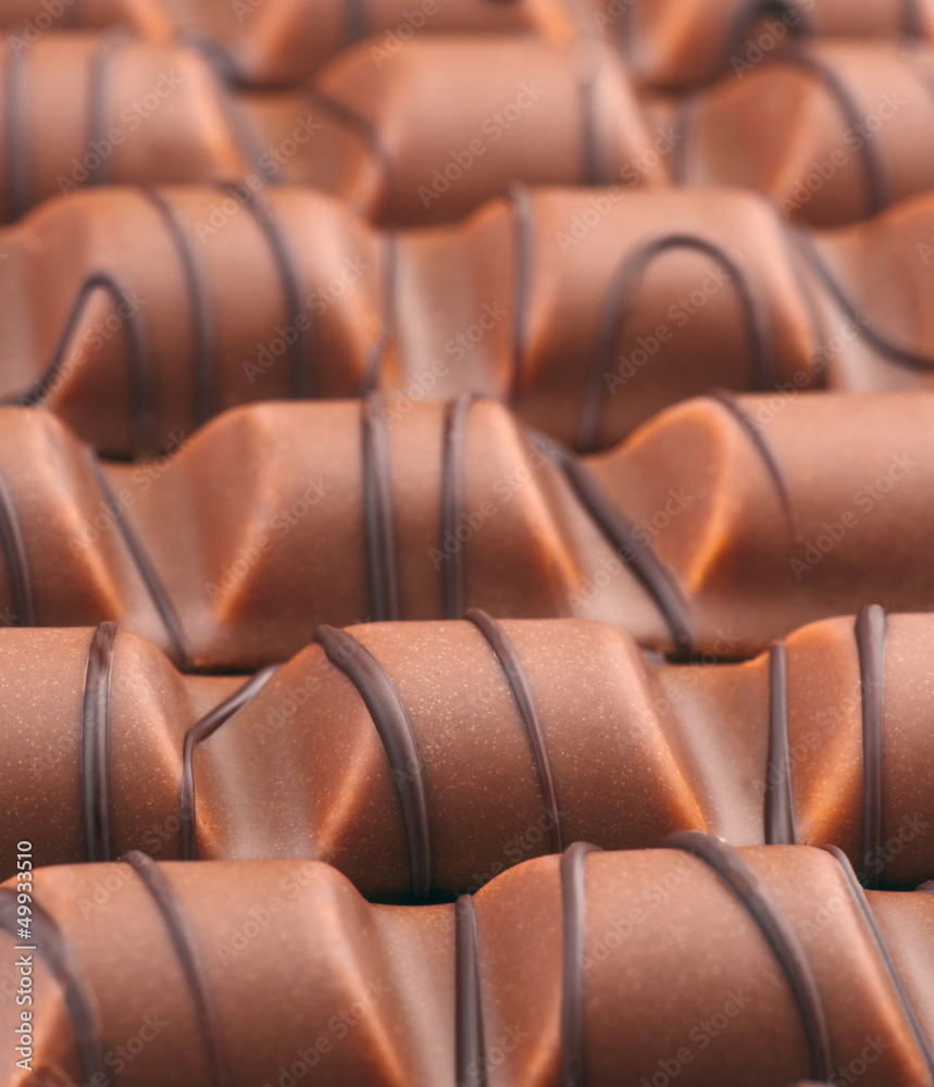chocolate bars decorated with dark chocolate