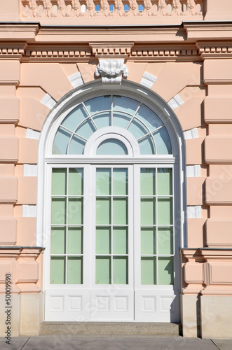 gro  es fenster - t  r