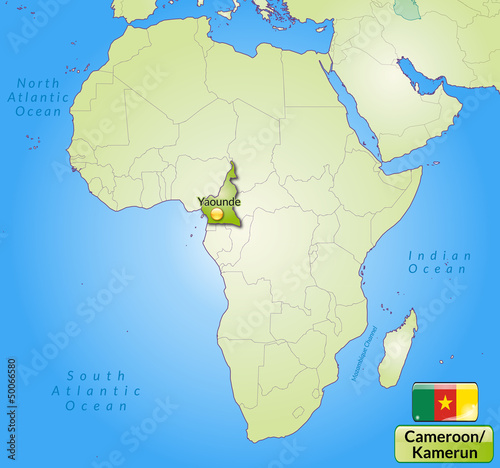Übersichtskarte von Kamerun mit Landesflagge