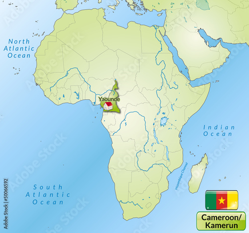 Übersichtskarte von Kamerun mit Landesflagge