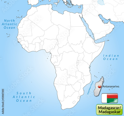 Übersichtskarte von Madagaskar mit Landesflagge
