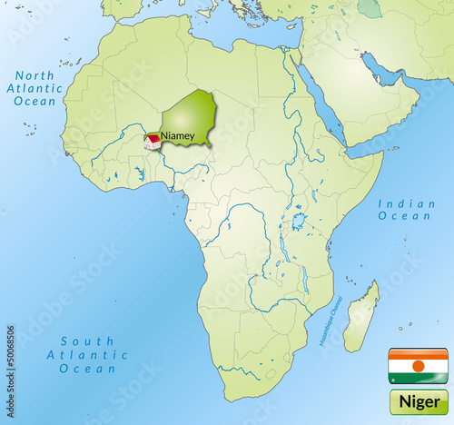 Übersichtskarte von Niger mit Landesflagge