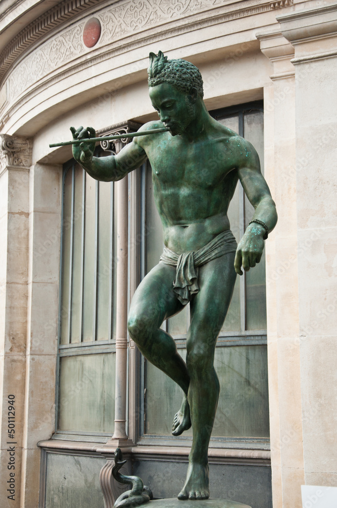 statue jardin des plantes à Paris