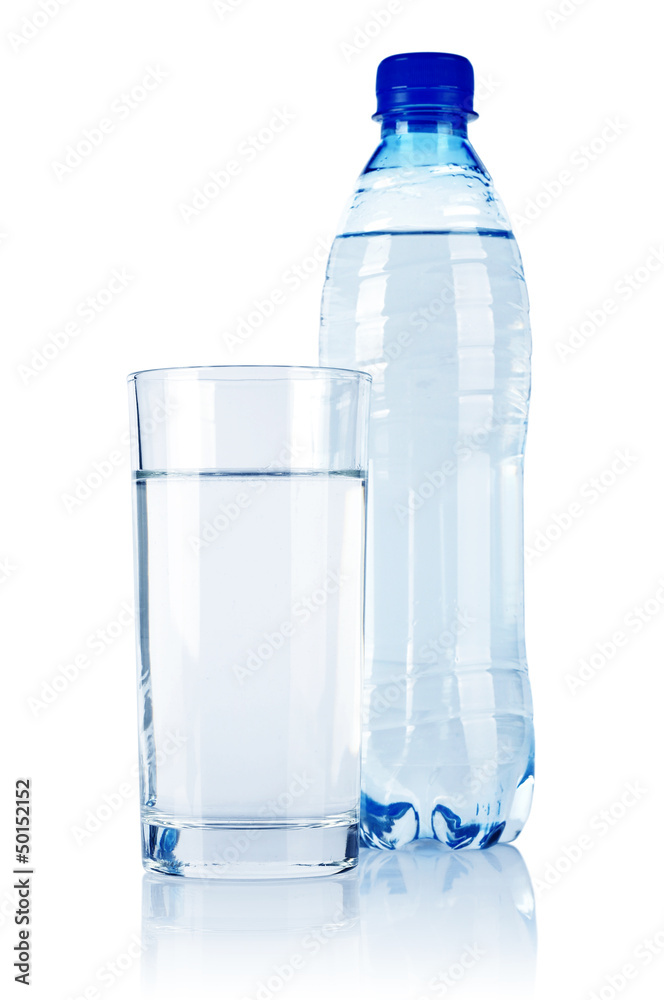 Fototapeta premium water in plastic bottle