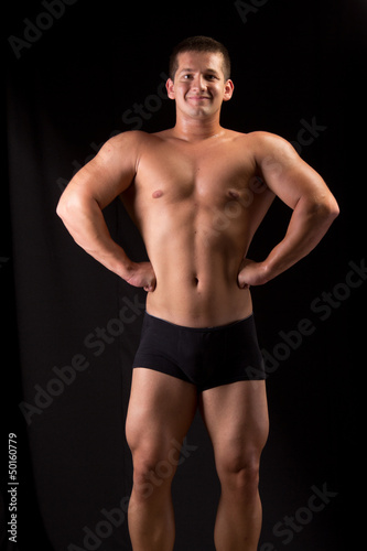 Bodybuilder posing © Csák István