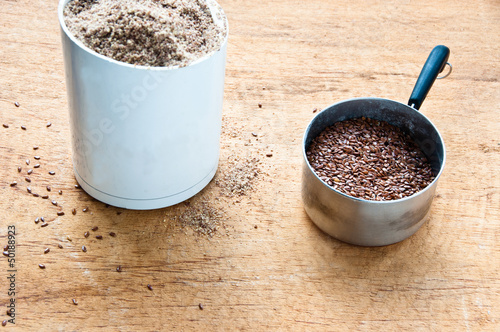 Grinding flax seed
