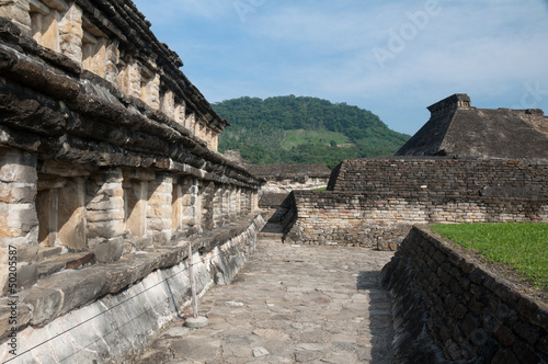 Yacimiento arqueológico de El Tajín, Veracruz (México) photo