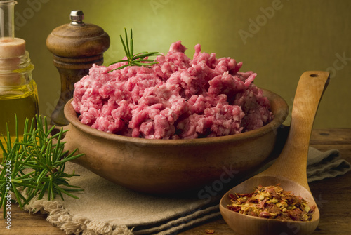 raw minced meat