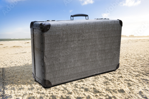 Koffer am Strand