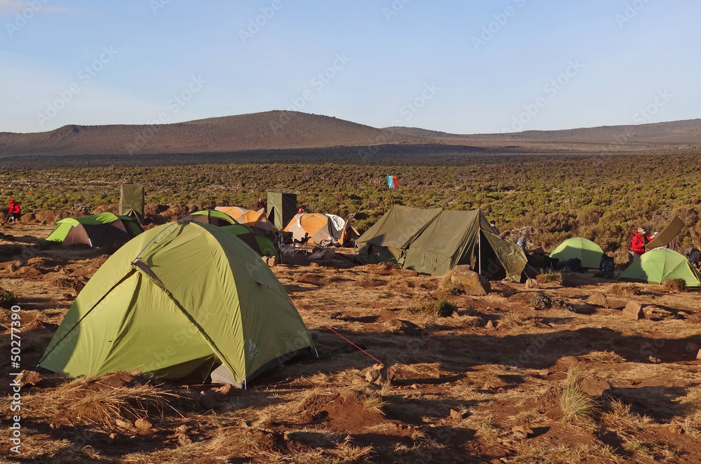 Crépuscule sur un campement du Kilimanjaro