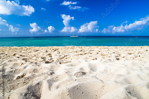 Fototapeta Naklejka Na Ścianę i Meble -  caribbean sea beach