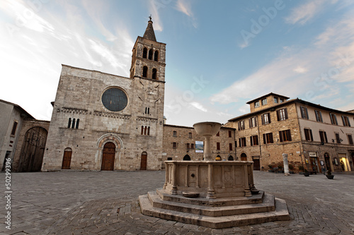 Bevagna: Piazza Silvestri