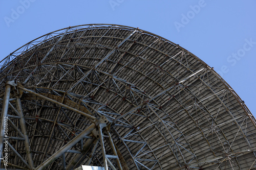radio telescope antenna