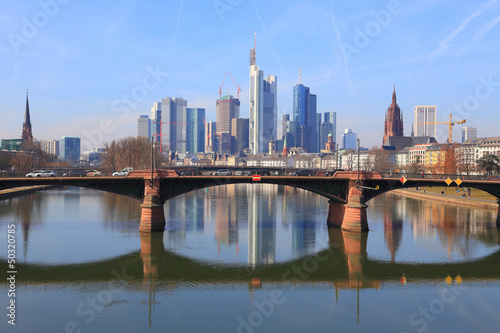 Frankfurt am Main - Blick von der Flößerbrücke - 2013 © Branko Srot