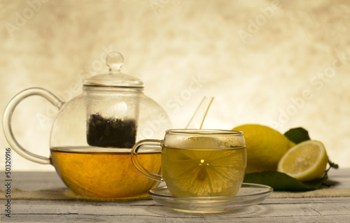 green tea with lemon
