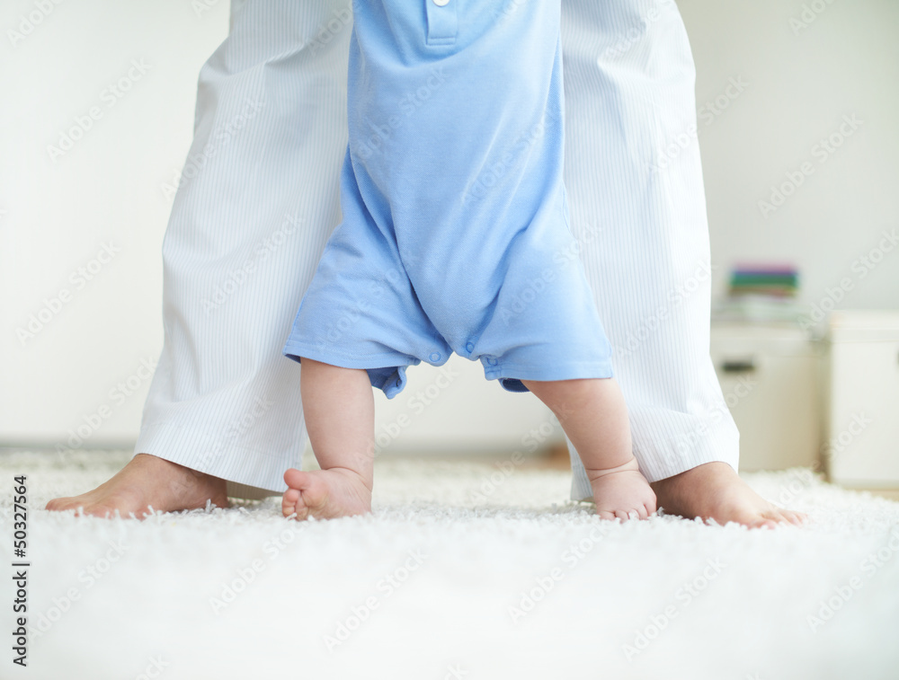 Learning to walk Learning to walk