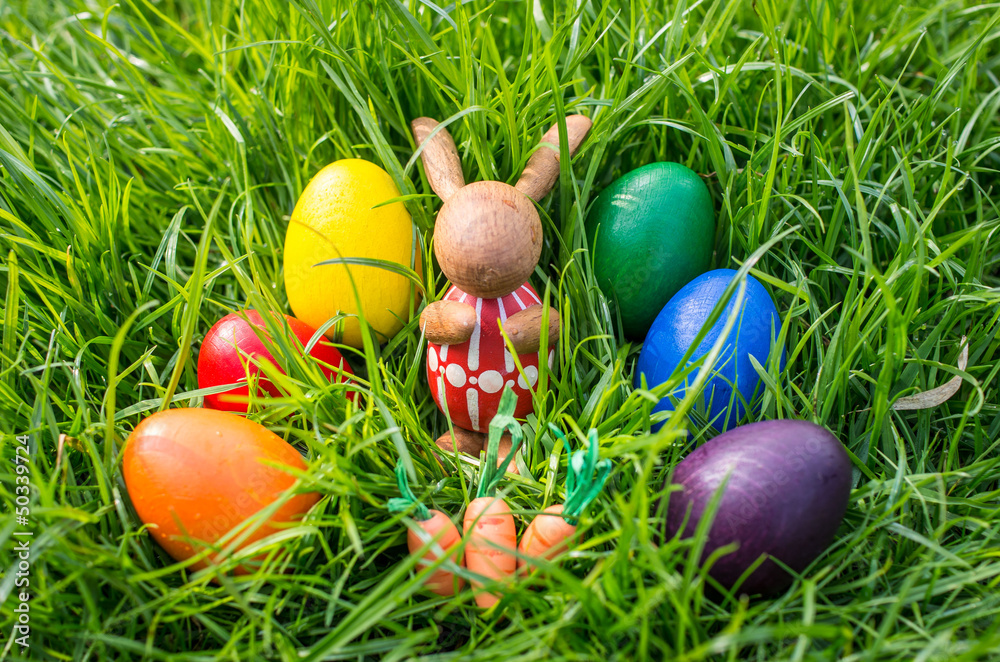Osternest mit Ostereiern und Osterhase Osternest mit Ostereiern und Osterhase