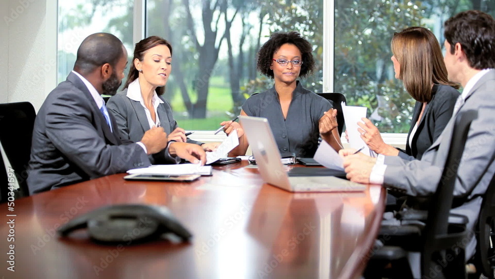 Smart Financial Traders Using Wireless Technology Smart Financial Traders Using Wireless Technology